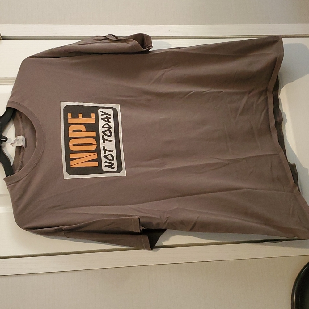 Men's Gildan T-Shirt